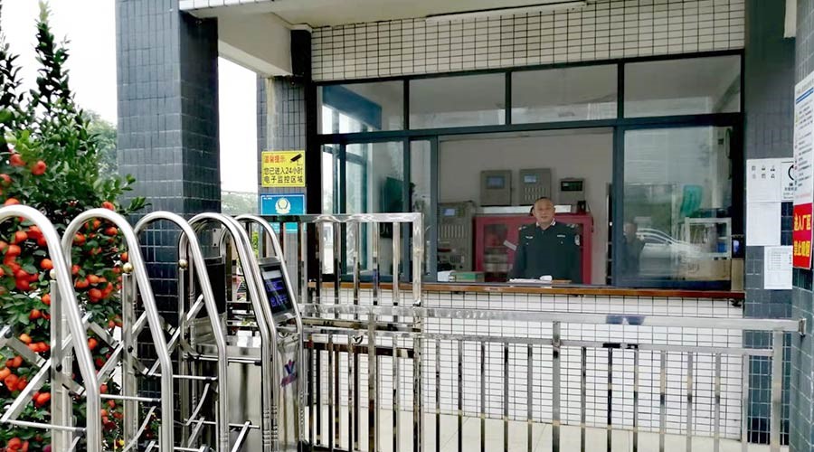 擔(dān)當(dāng)與責(zé)任！金環(huán)電器保安春節(jié)堅守崗位